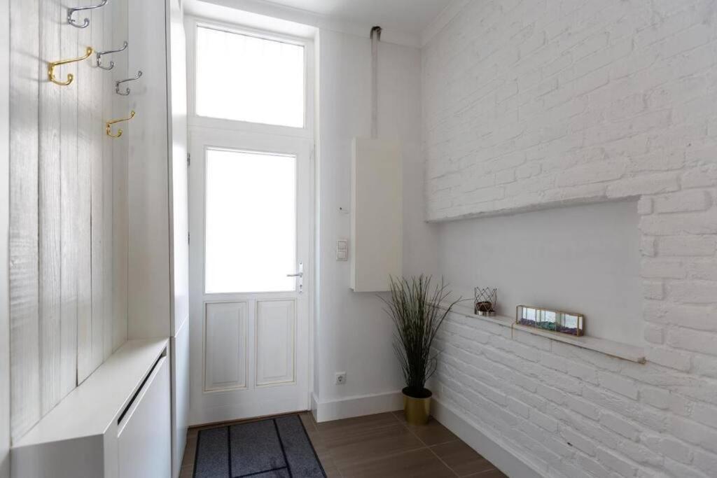 Chic, Captivating Space Budapest Ngoại thất bức ảnh