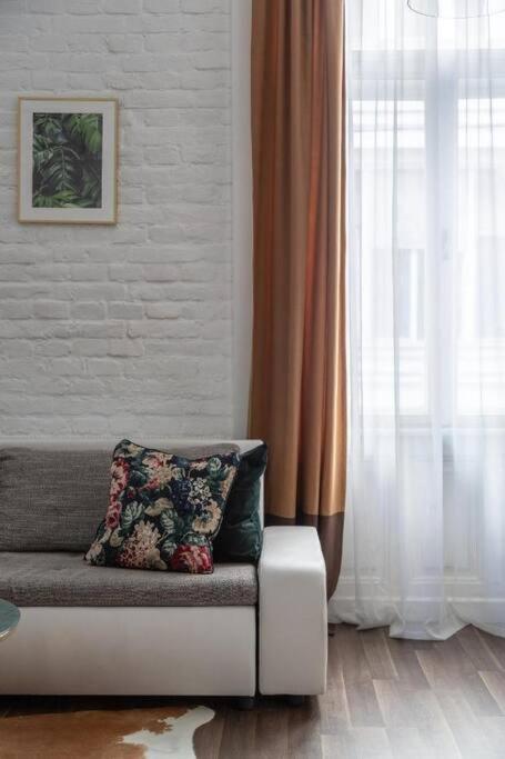 Chic, Captivating Space Budapest Ngoại thất bức ảnh